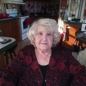 Meet your Posher, Evelyn